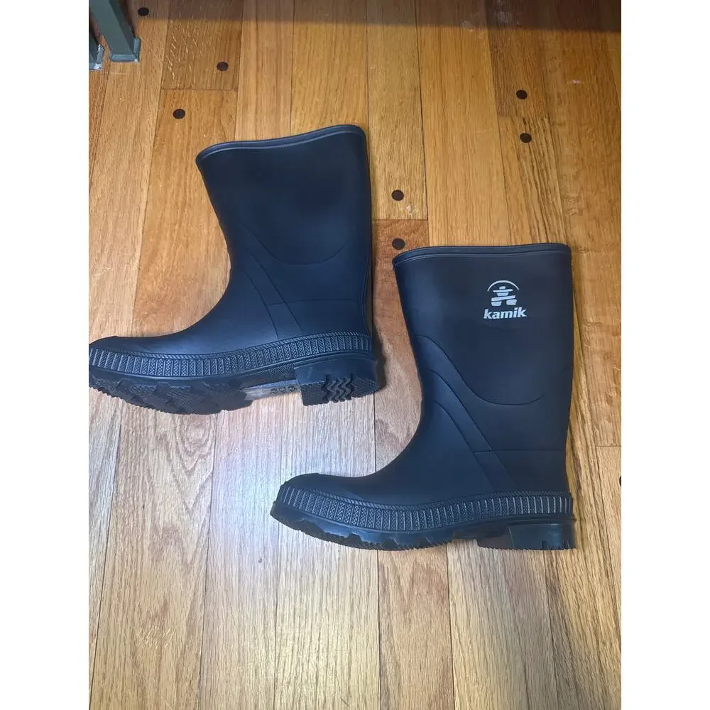 NEW Kamik Stomp Rain Boots Youth Sz 4 Black Waterproof Unisex Kids